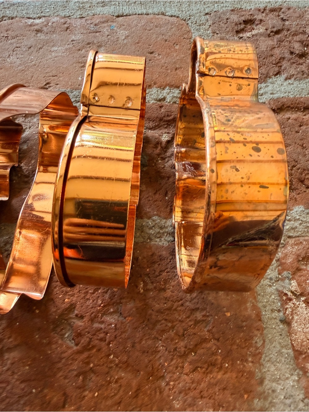 6 Piece vintage Festive Winter Holiday Copper Cookie Cutters by World Market. - Picture 15 of 16